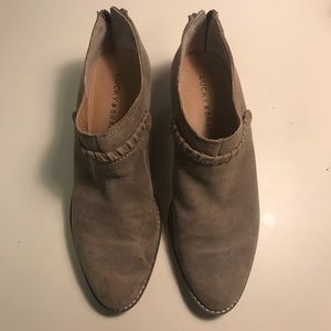 Lucky Brand Fawnn Booties NWOT
